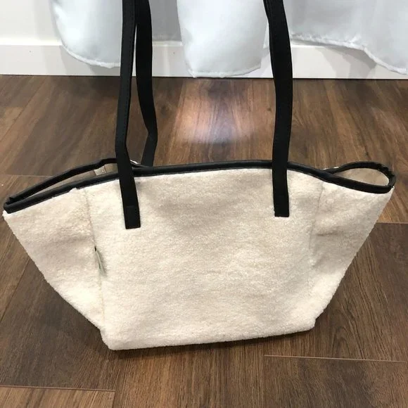 Neiman Marcus White Sherpa Shearling Tote Bag Faux Fur w/ Matching Small Bag - Picture 12 of 14
